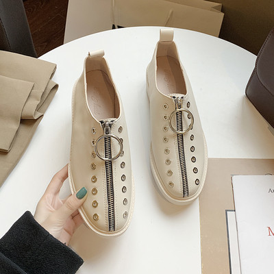 Női alkalmi cipő eko bőrből fekete és bézs színben - két modell