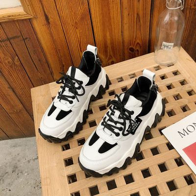 Αθλητικά καθημερινά γυναικεία παπούτσια με σκληρή σόλα με κόκκινο και μαύρο χρώμα