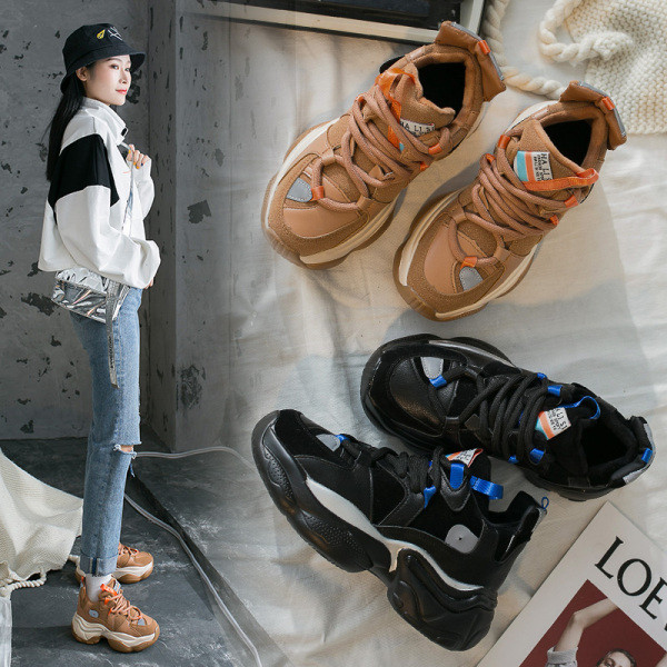 Női tornacipő új modellje durva talppal, fekete és barna színekben