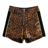 Modern, magas derekú rövidnadrág cipzárral és leopárd mintával