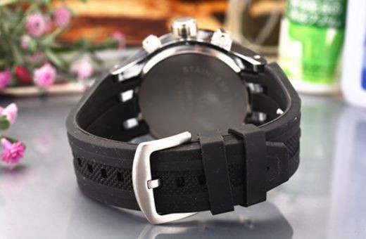 Мъжки часовник V6 Massive w84