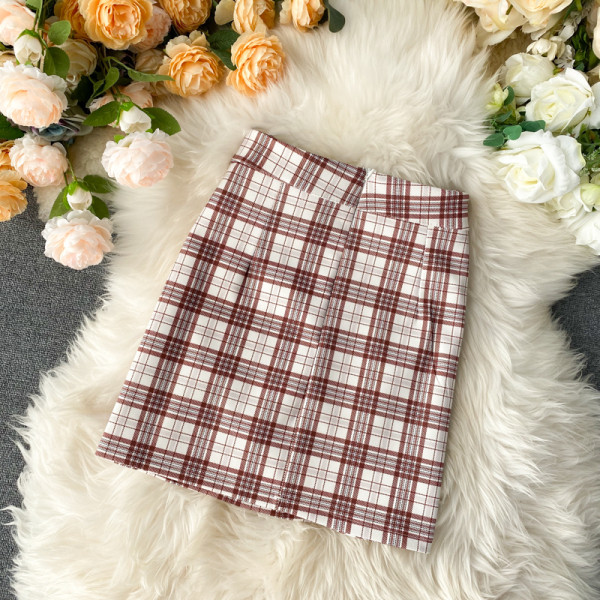 Moteriškas laisvalaikio sijonas aukštu juosmeniu ir raudonos ir baltos spalvos kišenėmis