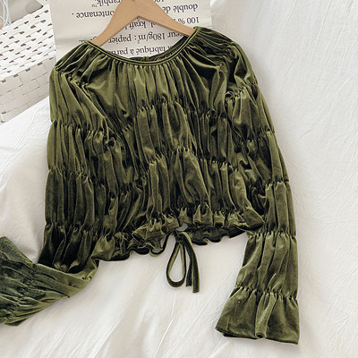 Aksominė moteriška palaidinė su tamprėmis ir juodai žalios bei rožinės spalvos kaklaraiščiais