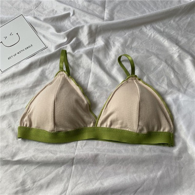 Дамски ежедневен сутиен с триъгълна чашка в бежов,черен,жълт,зелен,син и лилав цвят