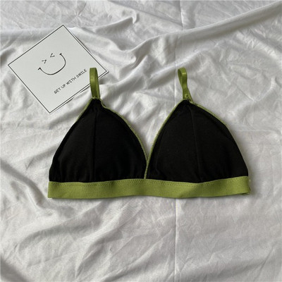 Дамски ежедневен сутиен с триъгълна чашка в бежов,черен,жълт,зелен,син и лилав цвят