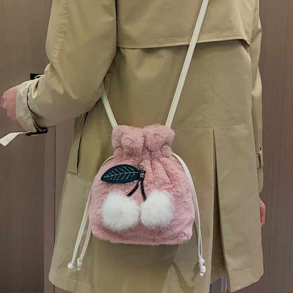 Плюшена дамска чанта тип торба с 3D елемент череша в бял, розов и бежов цвят