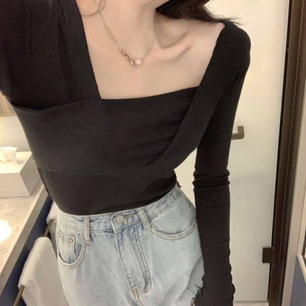 Retro moteriška velvetinė palaidinė su kvadratine iškirpte rudos, pilkos ir juodos spalvos