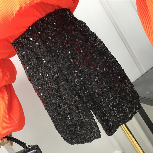 Модерна дамска лъскава пола с висока талия и пайети