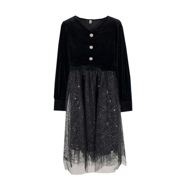 Дамска разкроена рокля от кадифе и тюл в черен цвят с копчета и пайети