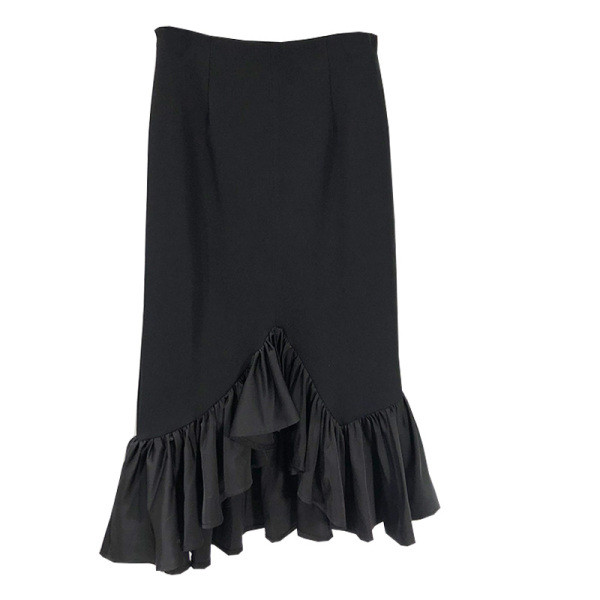 Нов модел дамска пола с къдри и висока талия в черен цвят