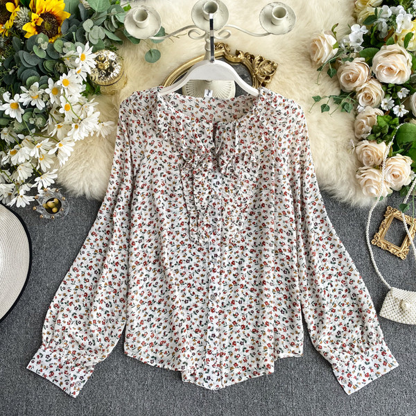 Стилна дамска риза от шифон с флорален десен и дълъг ръкав