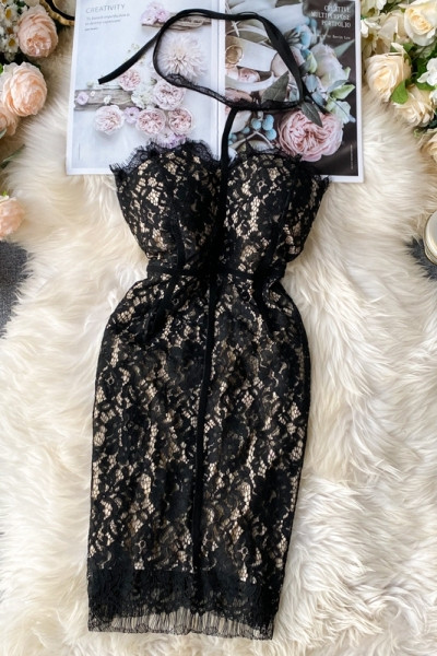 Stiilne naiste pitsiline rihmadeta kleit mustas ja beežis toonis