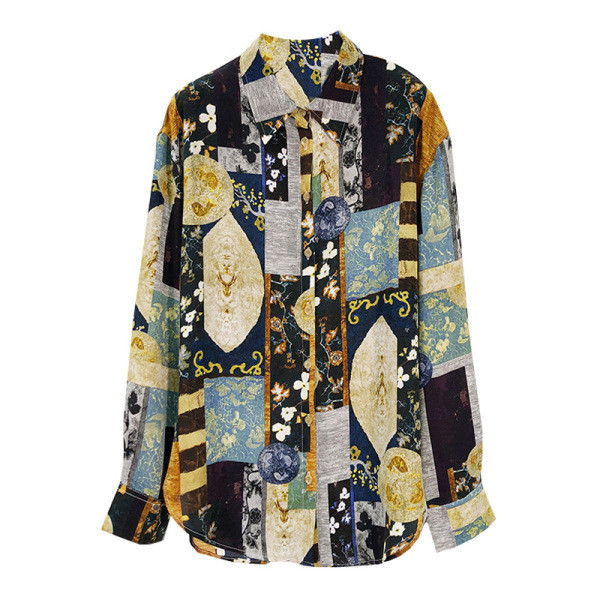 Дамска риза с класическа яка и копчета с шарен  десен