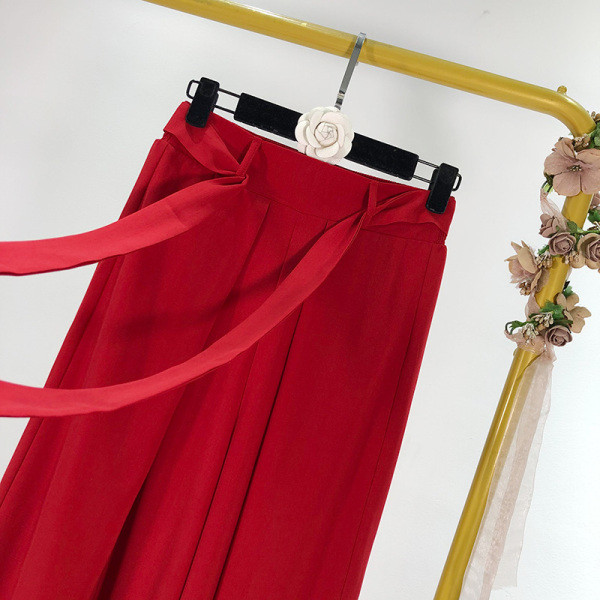 Дълъг и широк пола-панталон с висока талия и колан