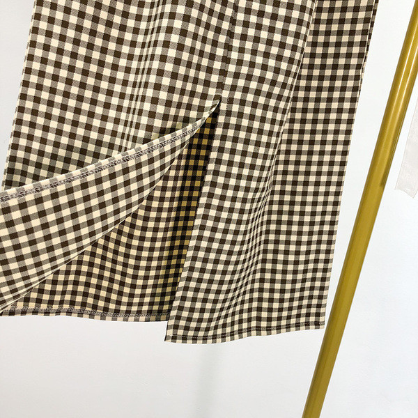 Дълга карирана пола с висока ластична талия 