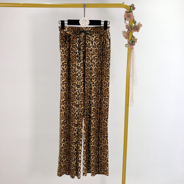 Широки панталони с леопардов принт и еластична талия