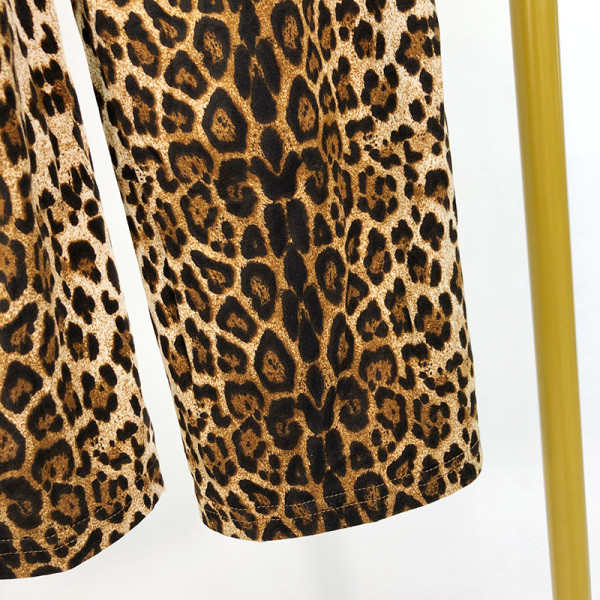 Широки панталони с леопардов принт и еластична талия