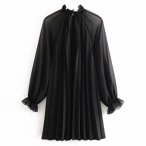 Нов модел плисирана дамска рокля с широк ръкав в черен цвят