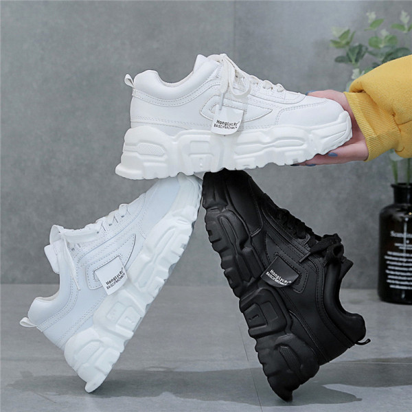 Спортно-ежедневни дамски маратонки с груба подметка в бял ,черен и бежов цвят 