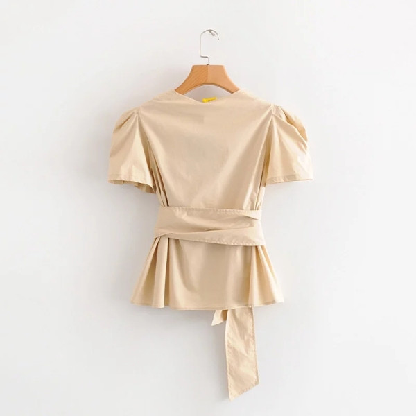 Uue mudeli asümmeetriline lühikeste varrukate ja nööpidega kevadsärk