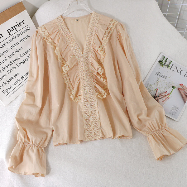 Модерна дамска риза с шпиц деколте и къдри в три цвята