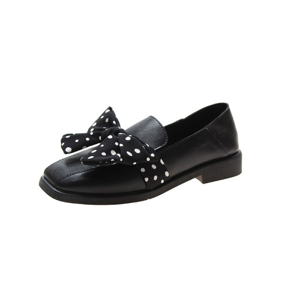 Ежедневни дамски обувки от еко кожа с панделка в черен и бежов цвят