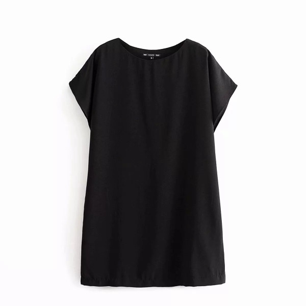 Къса пролетна рокля с къс прилеп ръкав и овално деколте в червен и черен ръкав