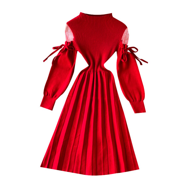 Плисирана плетена рокля с тюл и връзки на ръкавите в два цвята