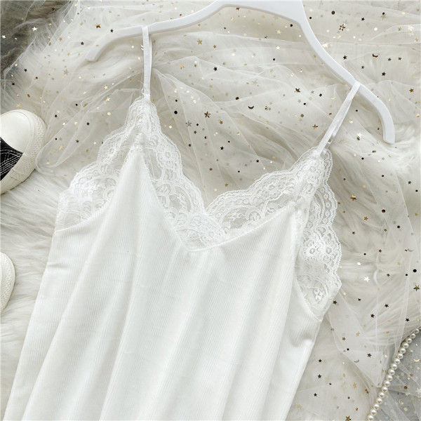 Дамски потник с тънки презрамки и дантела в няколко цвята