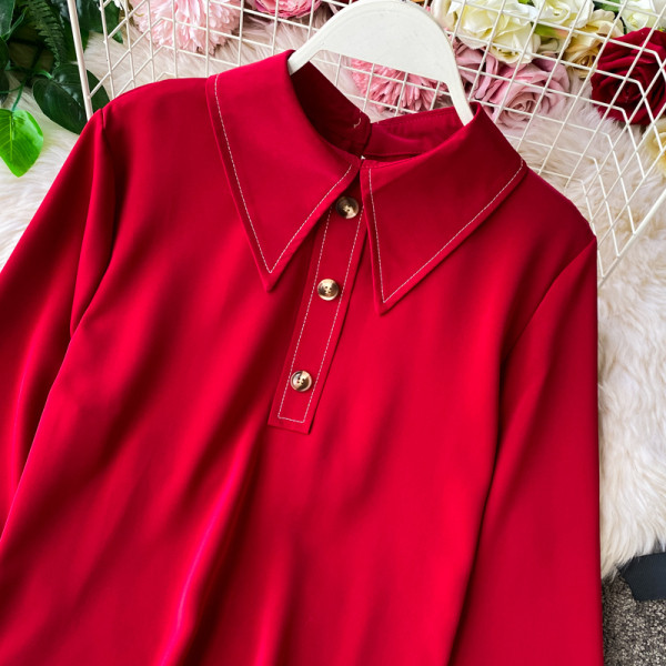 Модерна дамска риза с класическа яка и копчета в три цвята