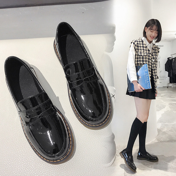 Γυναικεία καθημερινά παπούτσια casual από έκο δέρμα με ίσια σόλα  σε καφέ και μαύρο χρώμα