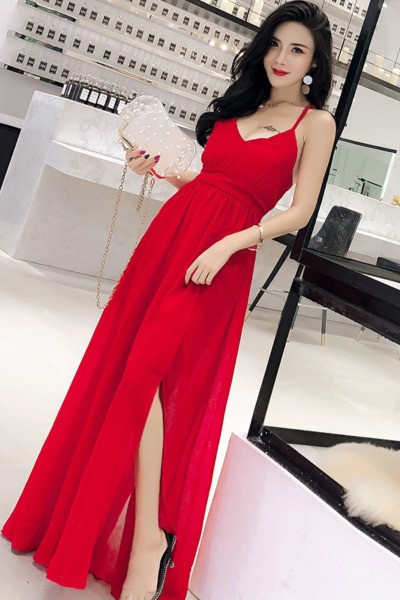 Μοντέρνο μακρύ γυναικείο φόρεμα με τιραντάκια στη πλάτη σε λευκό, κόκκινο και μαύρο χρώμα