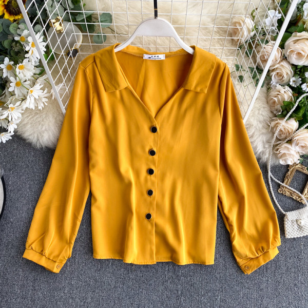 Μοντέρνο γυναικείο πουκάμισο με κλασικό γιακά και κουμπιά σε διάφορα χρώματα