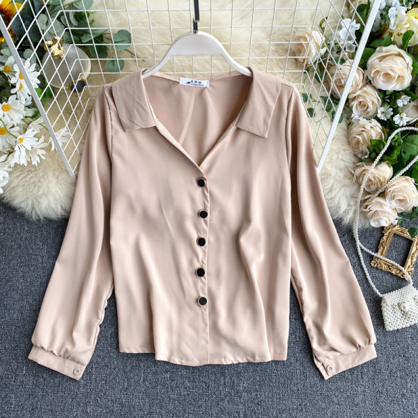 Μοντέρνο γυναικείο πουκάμισο με κλασικό γιακά και κουμπιά σε διάφορα χρώματα