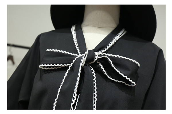 Uue mudeli paelte ja pikkade varrukatega naiste särk