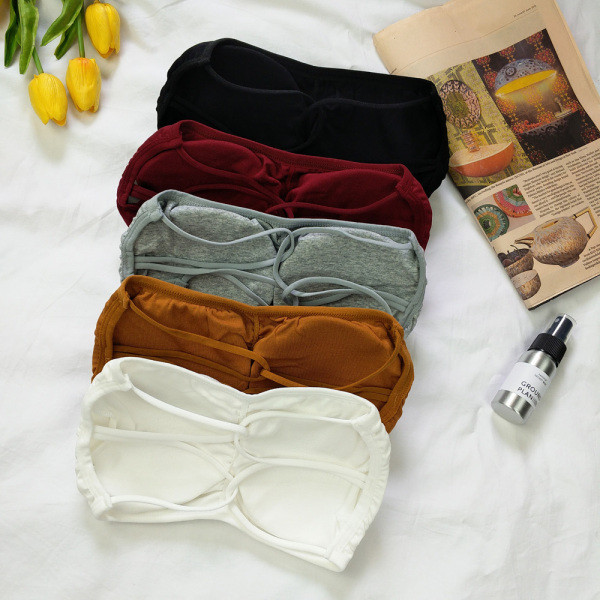 Igapäevane lühike rinnakorv polsterdatud lihtsa mudeliga