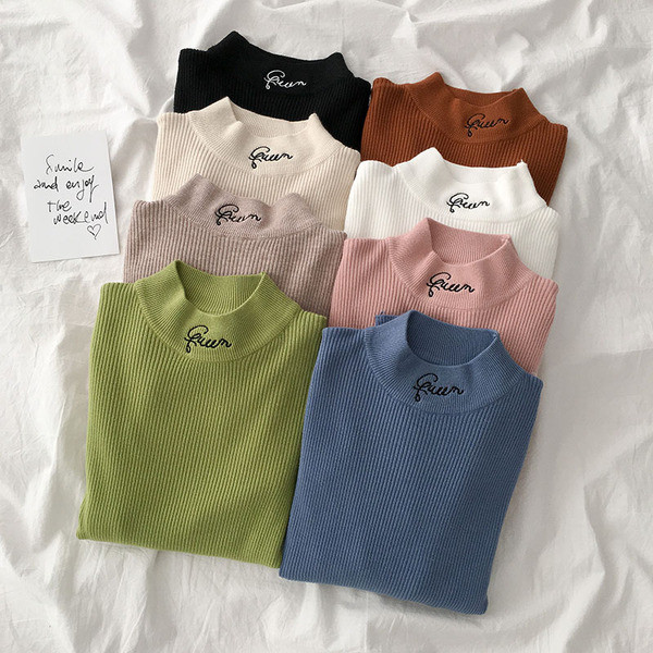 Casual γυναικείο πουλόβερ με ημι-υψηλό κολάρο και κεντήματα