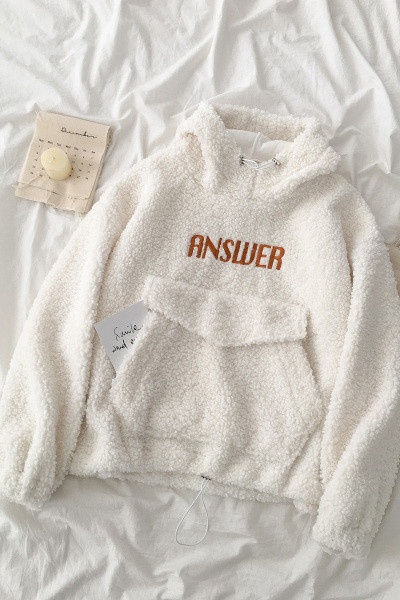 Γυναικείο καθημερινό φούτερ με κεντήματα και κουκούλα