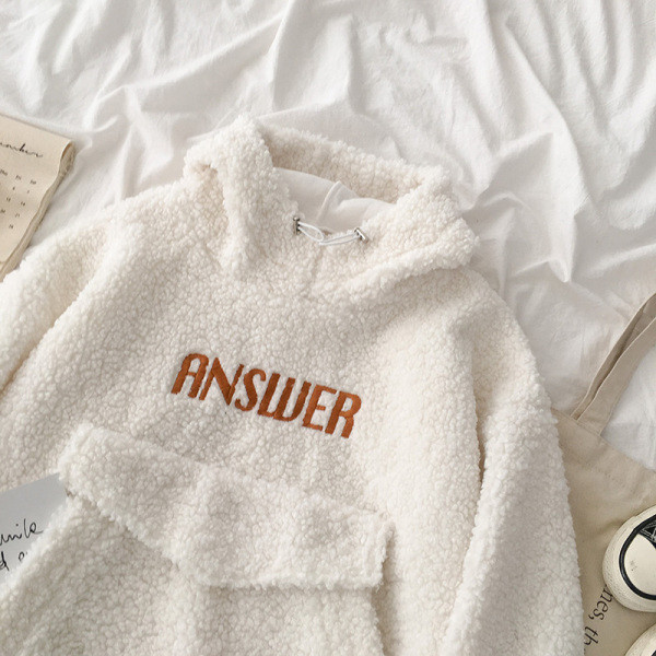 Γυναικείο καθημερινό φούτερ με κεντήματα και κουκούλα