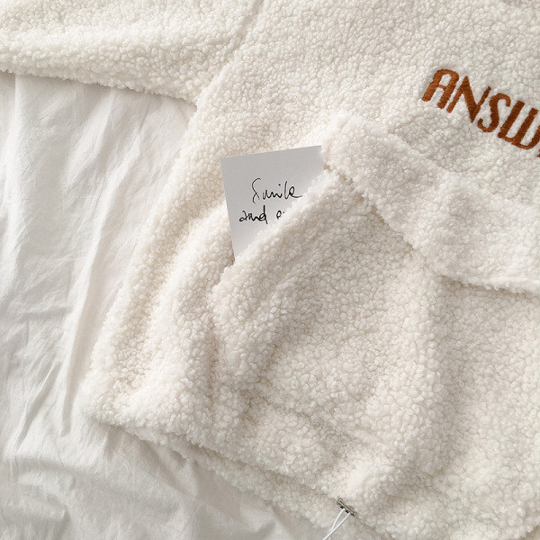 Γυναικείο καθημερινό φούτερ με κεντήματα και κουκούλα