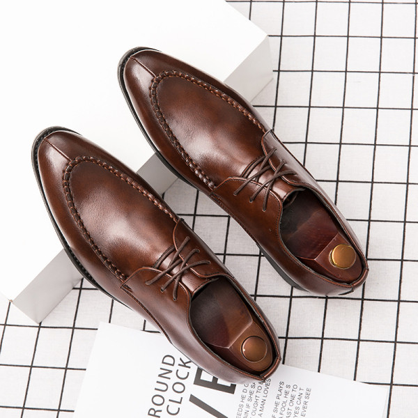 Επίσημα ανδρικά παπούτσια με κορδόνια μυτερό μοντέλο