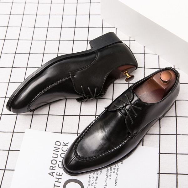 Επίσημα ανδρικά παπούτσια με κορδόνια μυτερό μοντέλο