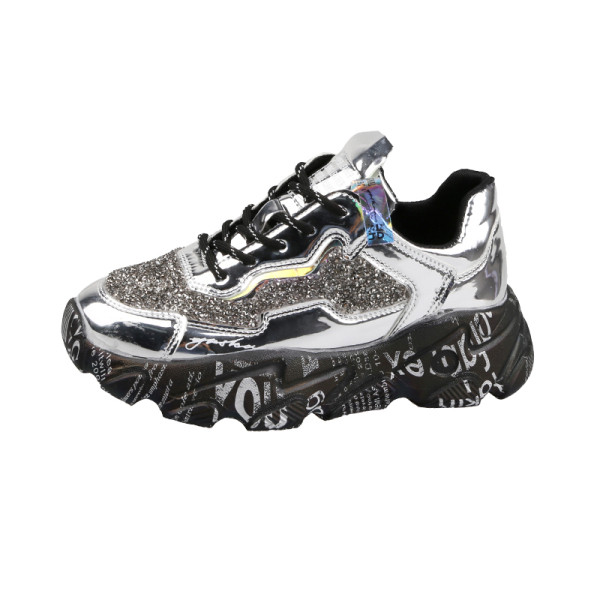 Κορυφαία γυναικεία αθλητικά έκοδερμάτινα παπούτσια με ίσια σόλα και γυαλιστερό αποτέλεσμα