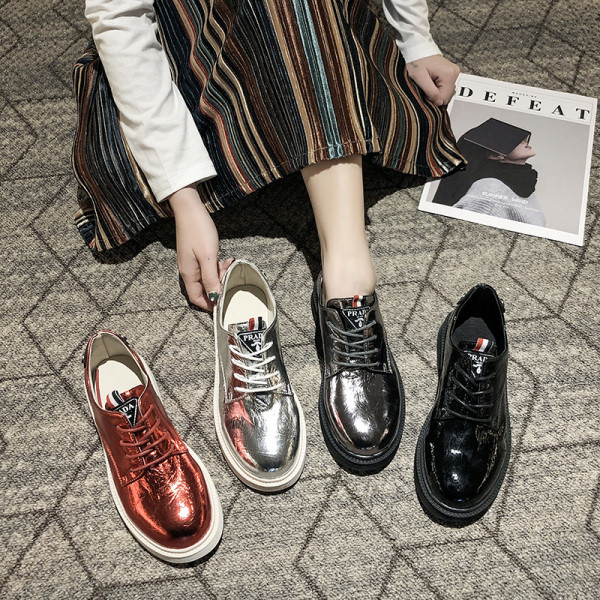 Eco-nahast lameda talla ja paeltega vabaajajalatsid