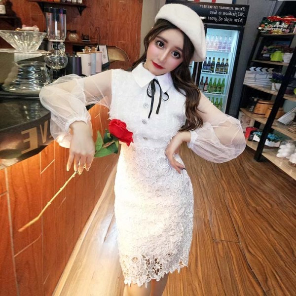 Moodne naiste kleit Slim mudel nööpide ja klassikalise kraega