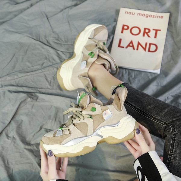 Καθημερινά γυναικεία αθλητικά παπούτσια  eco suede με τραχιά σόλα και κορδόνια