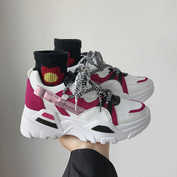 Χρωματιστά γυναικεία αθλητικά παπούτσια από οικολογικό δέρμα με χοντρή σόλα και κορδόνια