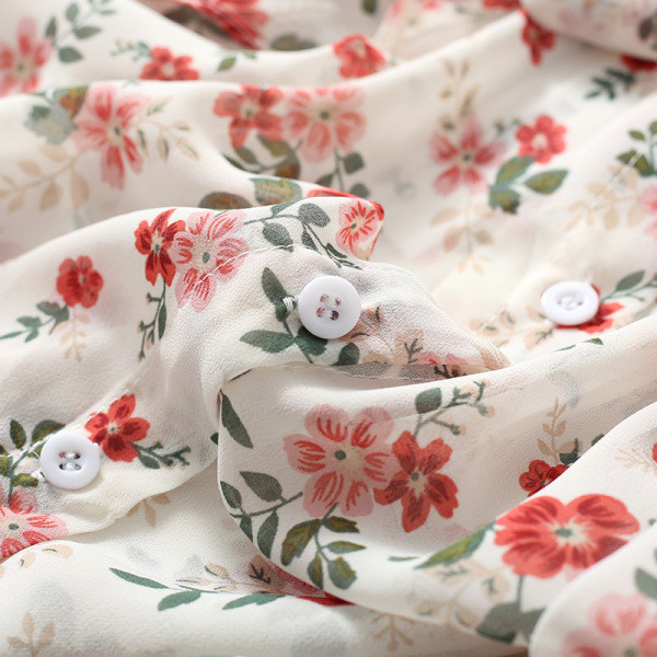 Lillemotiivide ja lipsudega vabaaja naiste šifoonisärk