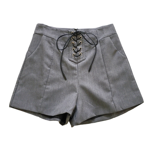 Naiste lühikesed püksid kõrge vöökoha ja lipsudega