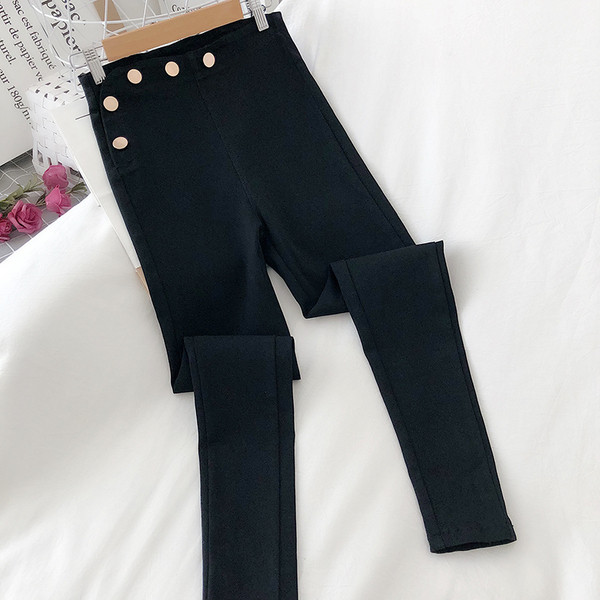 Черен дамски панталон Slim модел с копчета и висока талия